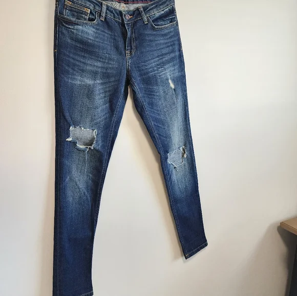 New Zara Distressed Skinny Jeans! - Picture 2 of 8